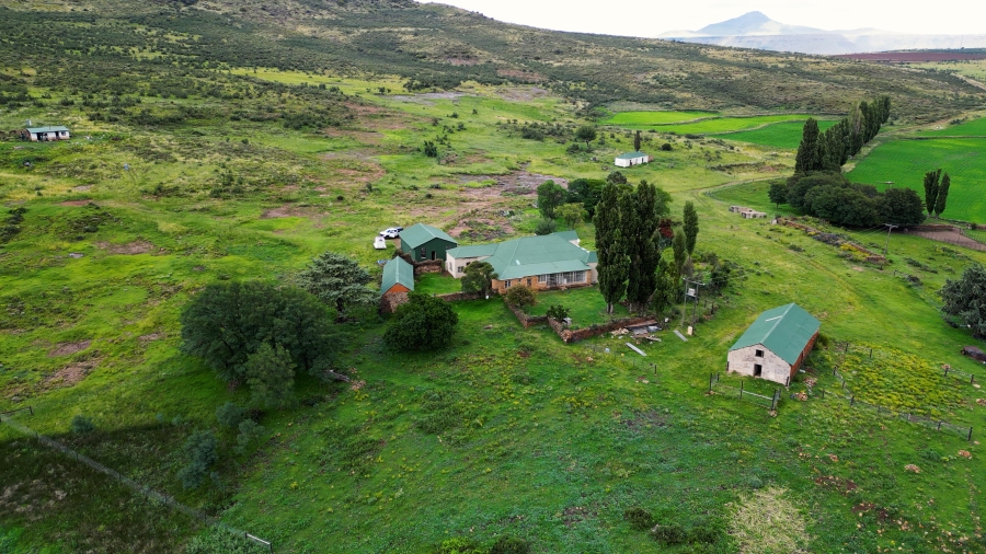 4 Bedroom Property for Sale in Lady Grey Eastern Cape